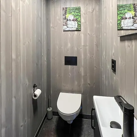 3 Bedroom Beautiful In * 골